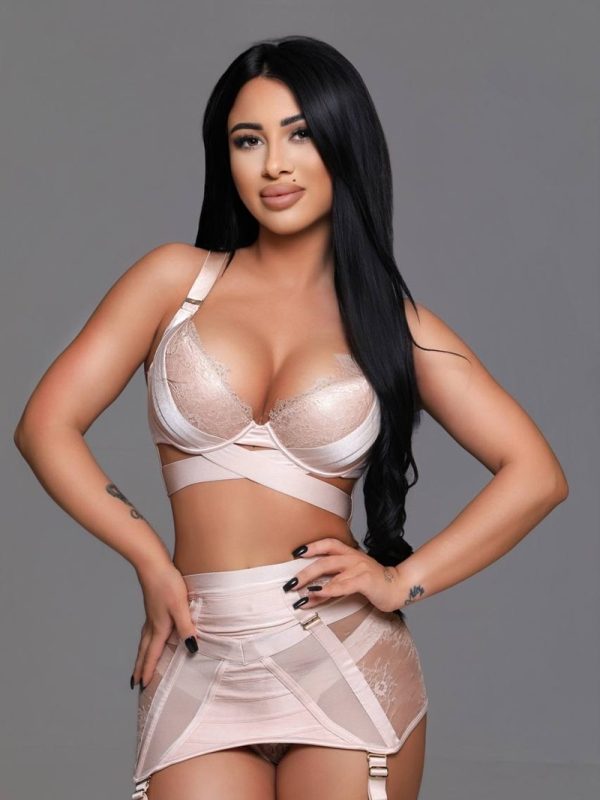 Amira